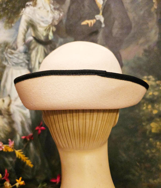 Vintage Bemar New York Ivory Felt and Black Grosgrain Ribbon  display picture 3