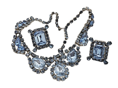 VINTAGE 1960s / 1970s BLUE PEAR-SHAPE RHINESTONES SWAG NECKLACE AND EARRINGS SET