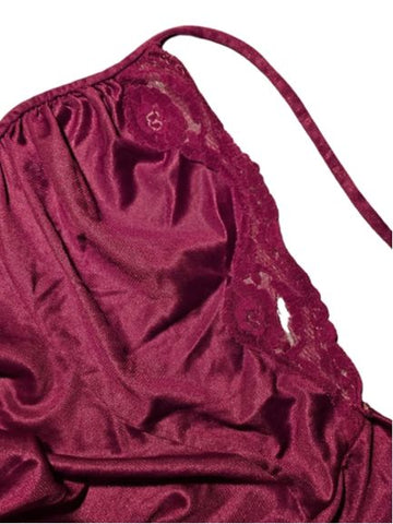 VINTAGE CRANBERRY LACE PEIGNOIR AND NIGHTGOWN SET - SIZE LARGE