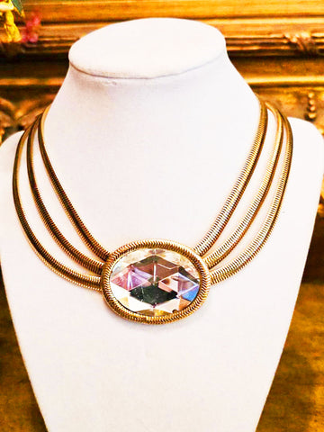 VINTAGE HUGE MULTI-FACETED RHINESTONE GOLD TONE METAL OMEGA 3-CHAIN NECKLACE