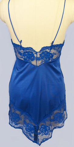 VINTAGE JENELLE OF CALIFORNIA LACE HANDKERCHIEF NIGHTGOWN IN COBALT BLUE   BLUE NIGHTGOWN DESIGNER GOWN