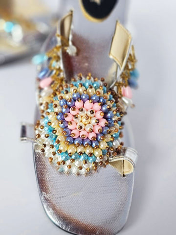 NEW VINTAGE 1960s / 1970s CREATED BY LEBASI FROM THE PHILLIPINES HANGING BEADS MULES SLIP ONS RESORT HEEL SANDALS