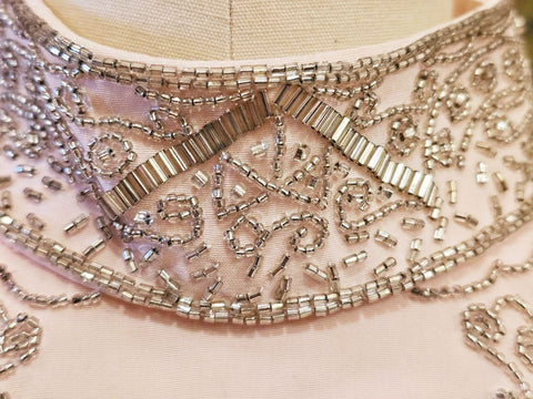VINTAGE 1980s NEW LILLIE RUBIN PINK BACKLESS HALTER COCKTAIL DRESS ENCRUSTED WITH SILVER BEADS AND SHOT