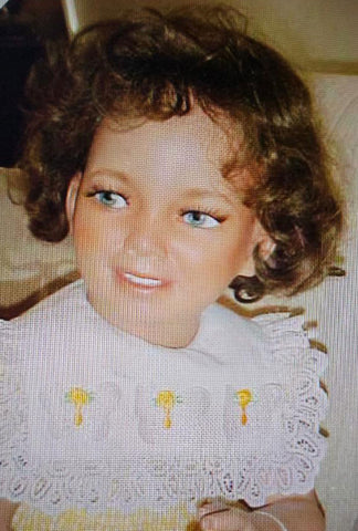 RARE VINTAGE HINDSGUAL LITTLE GIRL TODDLER MANNEQUIN MADE IN DENMARK WITH CLOTHES AND HAIR PIECE