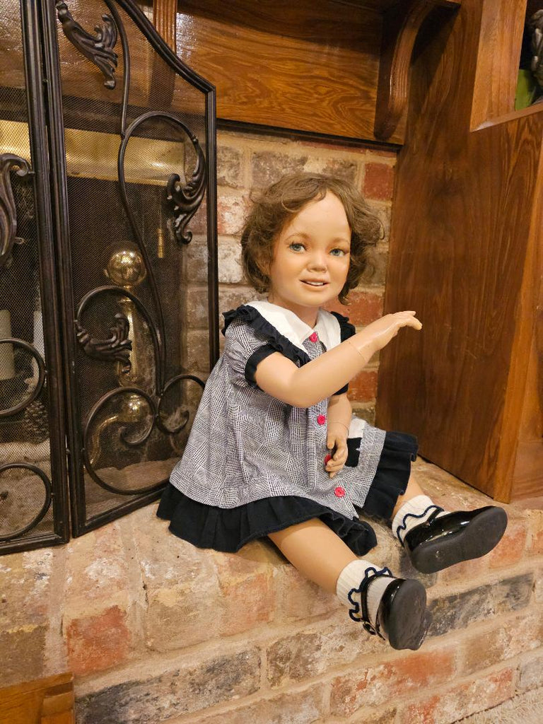RARE VINTAGE HINDSGUAL LITTLE GIRL TODDLER MANNEQUIN MADE IN DENMARK WITH CLOTHES AND HAIR PIECE