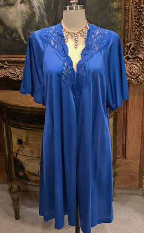 VINTAGE OLGA LACE SILKY NYLON PEIGNOIR IN SAPPHIRE