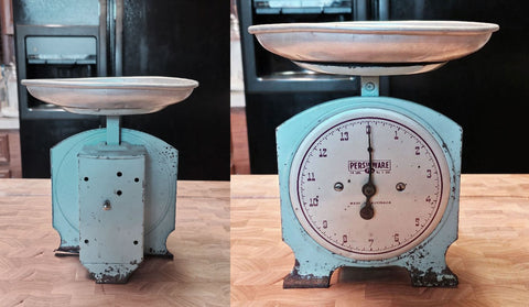 *  VINTAGE PERSINWARE AUSTRALIAN SCALE IN PALE TURQUOISE AQUA BLUE SHABBY CHIC RETRO LOOK WORKING SCALE