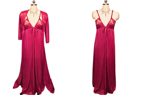 VINTAGE TEXSHEEN LACE PEIGNOIR AND NIGHTGOWN SET IN A SHADE OF AUTUMN LEAVES PEIGNOIR SET