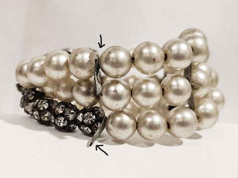 VINTAGE GLAMOROUS RHINESTONE AND FAUX PEARL WIRE WRAP CUFF BRACELET