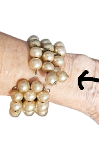 VINTAGE GLAMOROUS RHINESTONE AND FAUX PEARL WIRE WRAP CUFF BRACELET