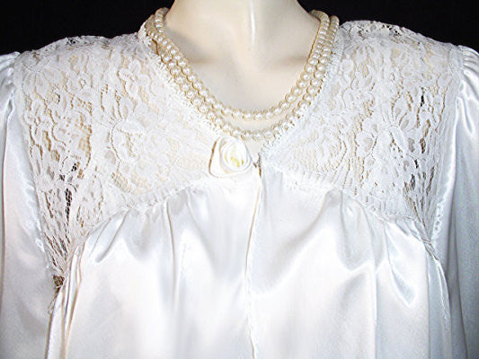 VINTAGE JESSICA LYNN BRIDAL TROUSSEAU EYELASH LACE & SATIN PEIGNOIR & – Vintage  Clothing & Fashions