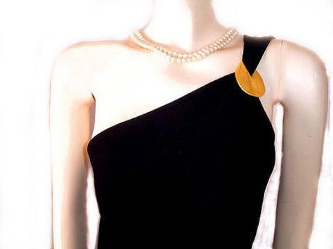 GORGEOUS VINTAGE ALEX EVENINGS ONE-SHOULDER GODDESS EVENING GOWN WITH GOLD METAL DECORATION - SIZE 12