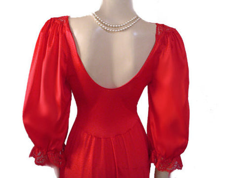 VINTAGE OLGA SPANDEX LACE NIGHTGOWN WITH SLEEVES IN CHILI PEPPER