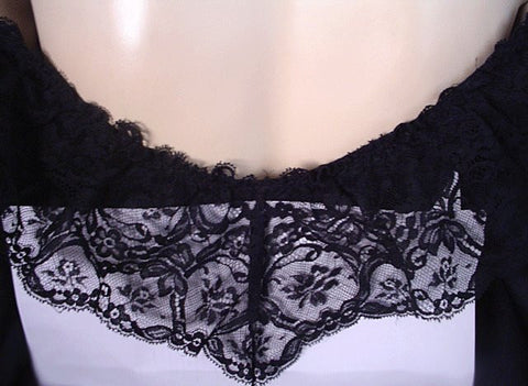 EXQUISITE RARE, RARE STYLE VINTAGE OLGA SPANDEX FLOUNCE LACE NIGHTGOWN WITH SLEEVES IN PARIS NIGHTS