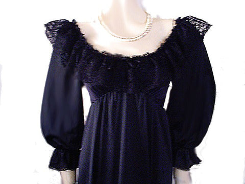 EXQUISITE RARE, RARE STYLE VINTAGE OLGA SPANDEX FLOUNCE LACE NIGHTGOWN WITH SLEEVES IN PARIS NIGHTS