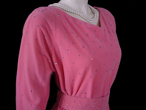 FROM MY OWN PERSONAL VINTAGE COLLECTION - VINTAGE ‘50s “PERFECT NEGLIGEE” / DRESSING GOWN WITH METAL ZIPPER & ABLAZE WITH PRONG-SET SPARKLING PINK RHINESTONES