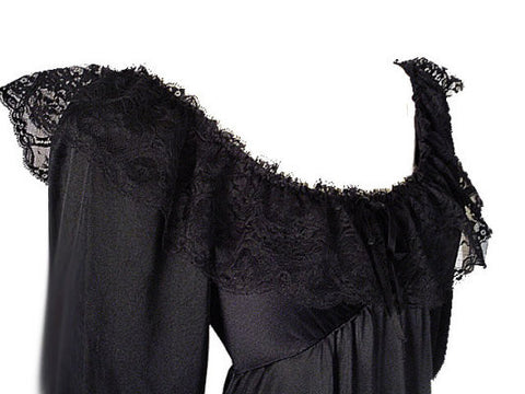 EXQUISITE RARE, RARE STYLE VINTAGE OLGA SPANDEX FLOUNCE LACE NIGHTGOWN WITH SLEEVES IN PARIS NIGHTS