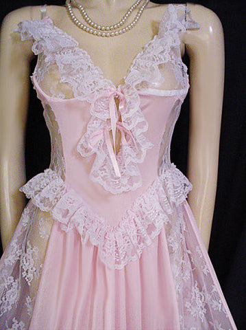 VINTAGE ROMANTIC FAIRYTALE “TREASURE” BY FARIS LACE RUFFLE GRAND SWEEP BUSTIER-LOOK NIGHTGOWN IN BREATHTAKING PINK