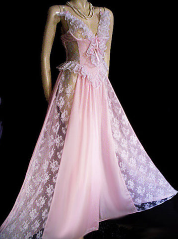 VINTAGE ROMANTIC FAIRYTALE “TREASURE” BY FARIS LACE RUFFLE GRAND SWEEP BUSTIER-LOOK NIGHTGOWN IN BREATHTAKING PINK