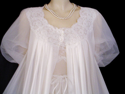 Vintage Women's NOS NWT Vanity Fair Lace Piquant Ivory Underwire