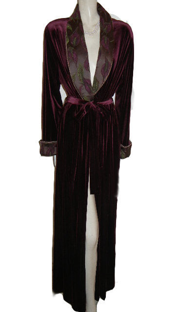 SOLD - NEW - GORGEOUS DIAMOND TEA LUXURIOUS WRAP-STYLE SPANDEX VELVET VELOUR ROBE IN TUSCAN WINE WITH BROCADE FLORAL & LEAVES COLLAR & CUFFS - SIZE MEDIUM - WOULD MAKE A WONDERFUL GIFT