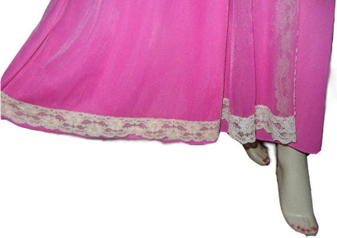 VINTAGE INTIME DOUBLE NYLON LACE PEIGNOIR & NIGHTGOWN SET IN RASPBERRY RIPPLE