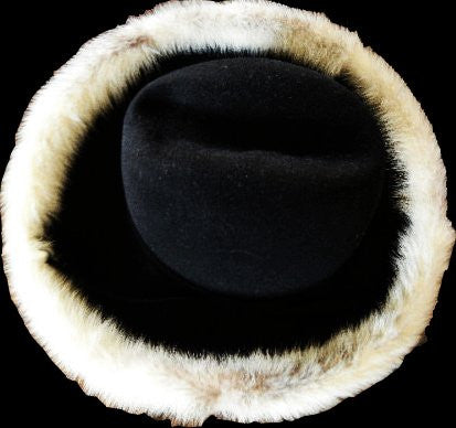 VINTAGE 1960’s MR. JOHN JR. MINK TRIMMED BLACK FELT HAT WITH TIE - PERFECT FOR FALL & WINTER