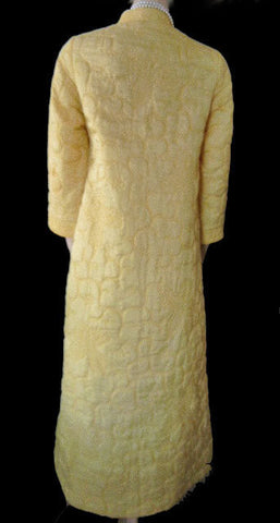 *VINTAGE LATE '60s NEIMAN MARCUS INTRICATE QUILTED RAYON & SILK ROBE MADE HONG KONG IN TWIST OF LEMON