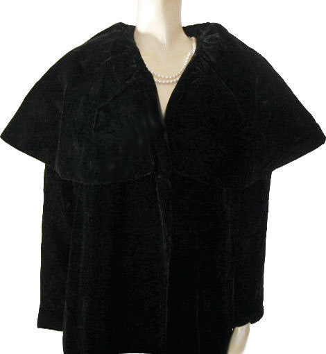 True vintage hotsell Lilli Diamond black velvet swing coat mrs maisel