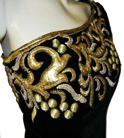 *FROM MY OWN PERSONAL COLLECTION - SOPHISTICATED VINTAGE ONE SHOULDER GODDESS BLACK VELVET & GOLD EVENING GOWN