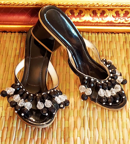 VINTAGE '60s  /  '70s DANGLING BEADS & FAUX PEARLS BLACK PATENT SANDALS / MULES SLIP ONS RESORT HIGH HEEL SANDALS