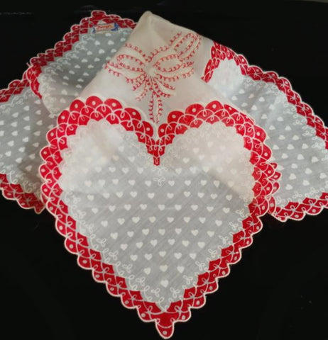 *VINTAGE  "HANDKERCHIEF OF THE MONTH BY BURMEL AS SEEN IN VOGUE" VALENTINE HEARTS HANDKERCHIEF - NEW OLD STOCK