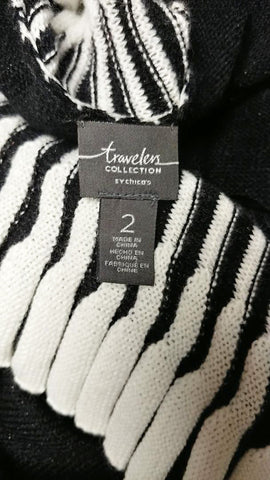 NEW -STRIKING BLACK & WHITE PLEATED LONG SWEATER CARDIGAN / SWEATER COAT