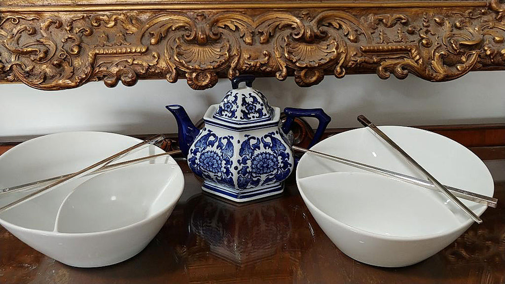 NEW OLD STOCK - HUGE CRATE & BARREL PORCELAIN DIVIDED NOODLE BOWLS (SET OF 2)  - SOUP BOWLS - SALAD BOWLS - ONE DISH DINNERS - PERFECT FOR CHINESE, THAI, JAPANESE AND AMERICAN FOOD