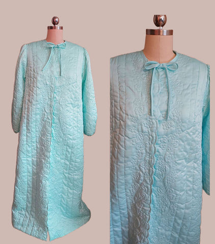 * GLAMOROUS 1960s VINTAGE CYMBAE SCALLOPED SATIN QUILTED ROBE WITH BOW TIE IN GLACIER BLUE FROM HONG KONG