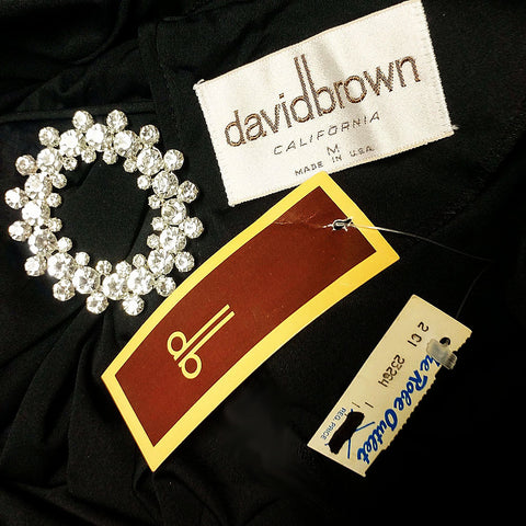NEW OLD STOCK WITH TAGS - GLAMOROUS VINTAGE DAVID BROWN DRESSING GOWN EVENING GOWN WITH HUGE PRONG-SET SPARKLING RHINESTONE DECORATION