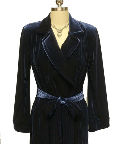 NEW - DIAMOND TEA LUXURIOUS WRAP-STYLE VELVET VELOUR ROBE IN MIDNIGHT NAVY - SIZE SMALL #2 - WOULD MAKE A WONDERFUL GIFT!