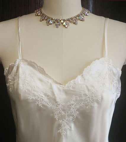 NEW - BEAUTIFUL ERICKA TAYLOR INTIMATES BRIDAL TROUSSEAU GLEAMING SATIN BIAS NIGHTGOWN - NEW WITH TAG