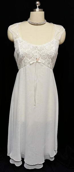 Beautiful Flora Nikrooz Lace Applique Nightgown Antique Lavender