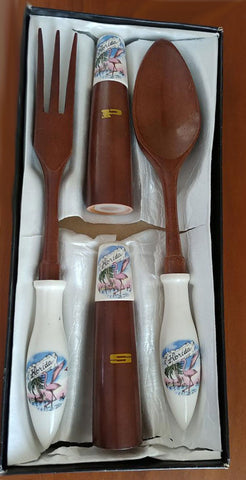 VINTAGE FLORIDA '60s / '70s HOSTESS SALAD SERVER SET WITH SALT & PEPPER SHAKERS - (SET OF 4 ITEMS)