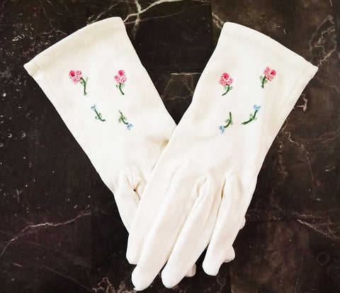 *VINTAGE 50s / 60s CHILD'S EMBROIDERED ROSES GLOVES