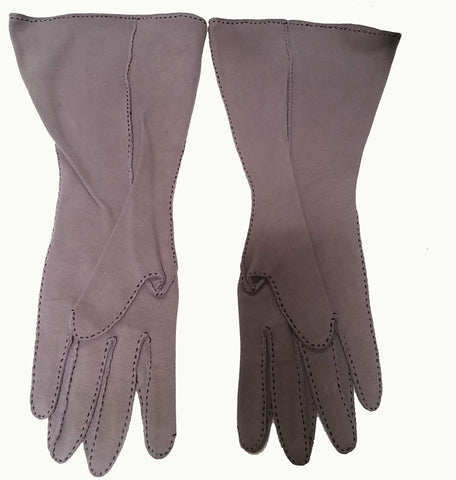 *VINTAGE '60s SOPHISTICATED GAUNTLET GLOVES WITH RAISED FABRIC CHEVRONS & HAND STITCHING IN TAUPE - JUST GORGEOUS!