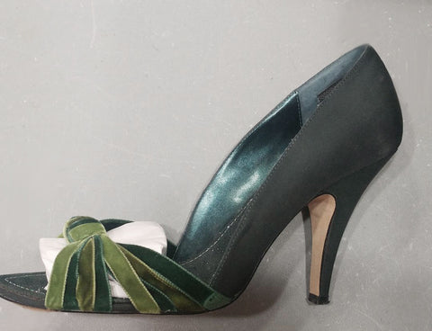 GORGEOUS HYPE D'ORSAY 3 SHADES OF GREEN VELVET STRAPPY HIGH HEELS WITH PEEP TOE - BEAUTIFUL LOOK!