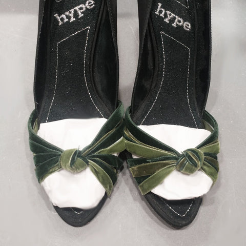 GORGEOUS HYPE D'ORSAY 3 SHADES OF GREEN VELVET STRAPPY HIGH HEELS WITH PEEP TOE - BEAUTIFUL LOOK!