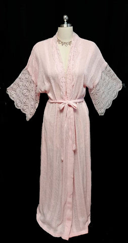 NEW WITH TAG - EXQUISITE VINTAGE FANCY LACE GILLIGAN O'MALLEY SWEATER ROBE IN VICTORIAN PINK - WOULD MAKE A WONDERFUL CHRISTMAS  OR BIRTHDAY GIFT