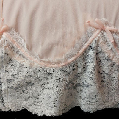 VINTAGE HOLLYWOOD VASSARETTE SWAG LACE SLIP WITH BOWS IN ROMANCE PINK –  Vintage Clothing & Fashions