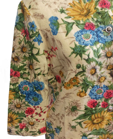 *VINTAGE KIO IMPORTED BY HOOPER MADE IN WEST GERMANY FLORAL SWEATER WITH BEAUTIFUL METAL BUTTONS
