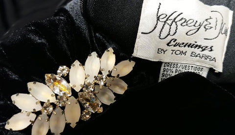 VINTAGE '30s / '40s LOOK GLAMOROUS EFFREY & DARA EVENINGS DESIGNED BY TOM BARRA WITH RHINESTONE & MOONSTONE LOOK PIN
