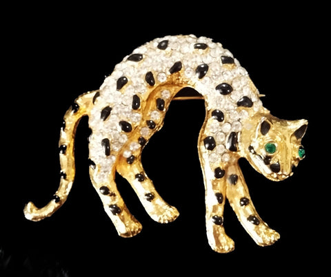 VINTAGE CRYSTAL RHINESTONE & ENAMEL LEOPARD PIN ACCENTED WITH GREEN EYES