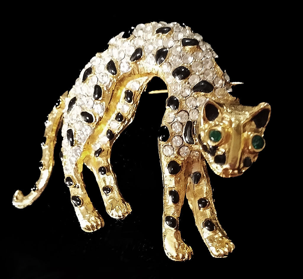 VINTAGE CRYSTAL RHINESTONE & ENAMEL LEOPARD PIN ACCENTED WITH GREEN EYES
